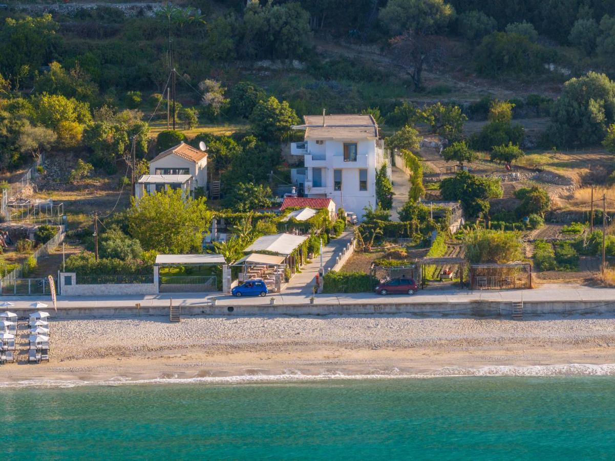 Aridas At The Beach Lourdata  Dış mekan fotoğraf
