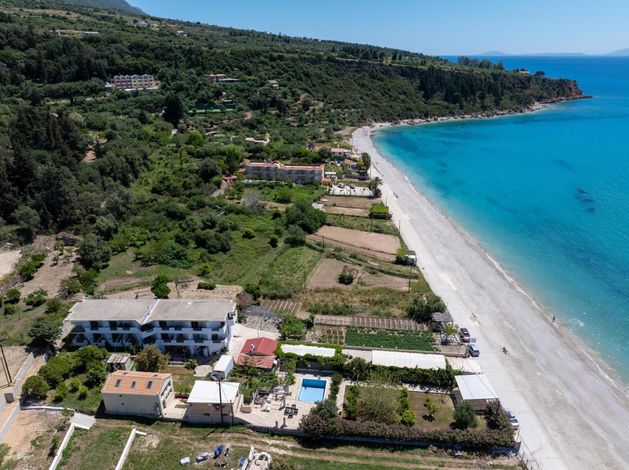 Aridas At The Beach Lourdata  Dış mekan fotoğraf